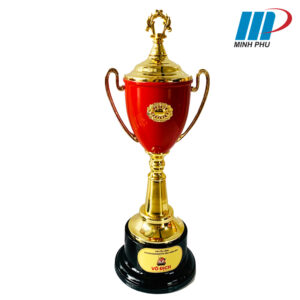 Cúp cao cấp trao giải XM-02